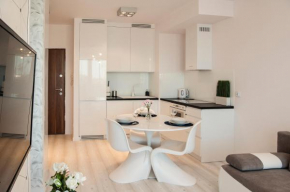 Unique 3city Apartments - Ufo Apartment, Gdansk